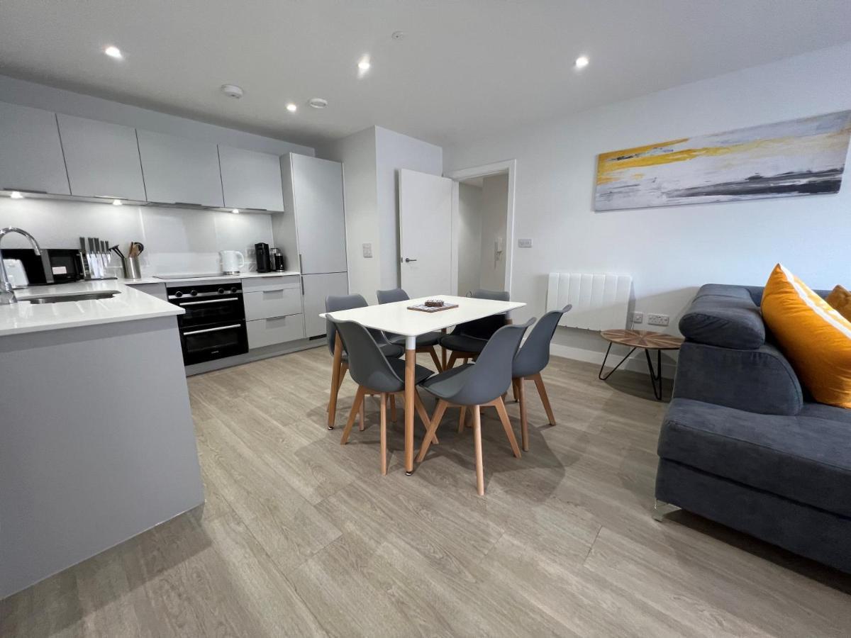 2 Putsborough - Luxury Apartment At Byron Woolacombe, Only 4 Minute Walk To Woolacombe Beach! Luaran gambar