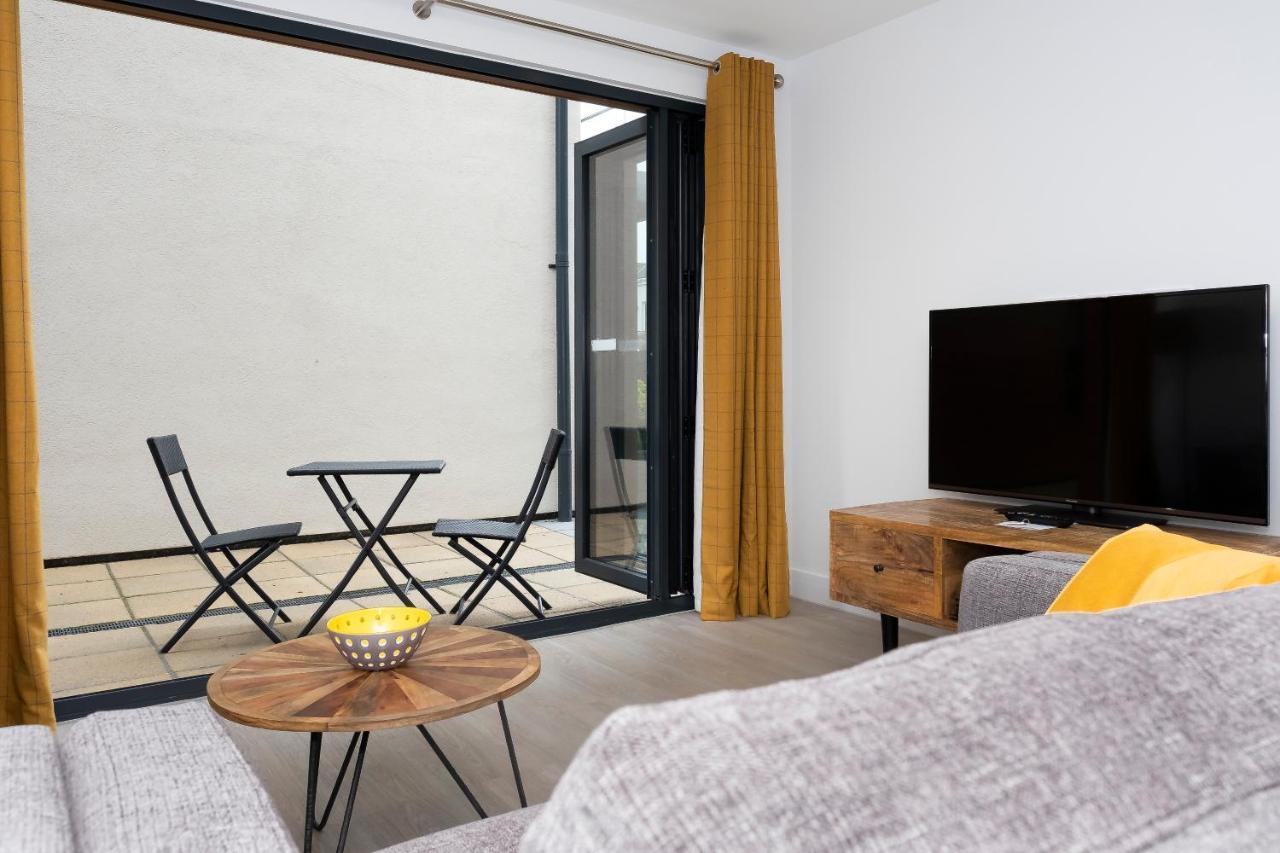 2 Putsborough - Luxury Apartment At Byron Woolacombe, Only 4 Minute Walk To Woolacombe Beach! Luaran gambar
